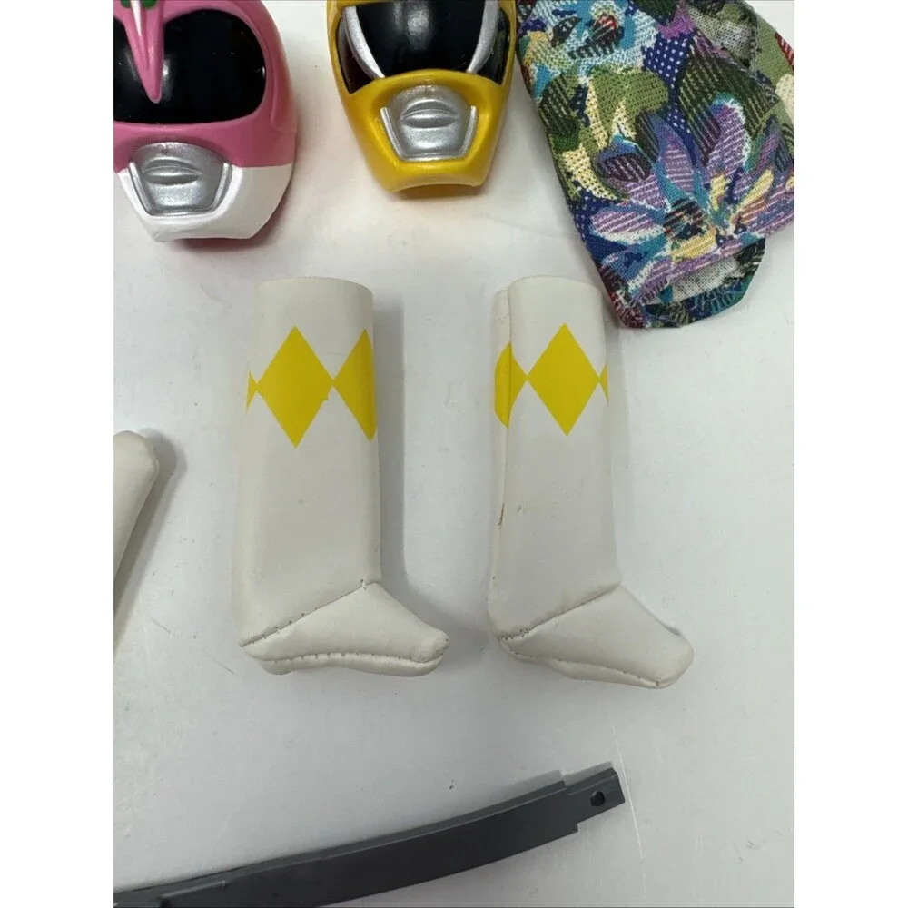 Pink Power Ranger Doll Kimberly & Trini Yellow Helmet 1994 Bandai Replacement